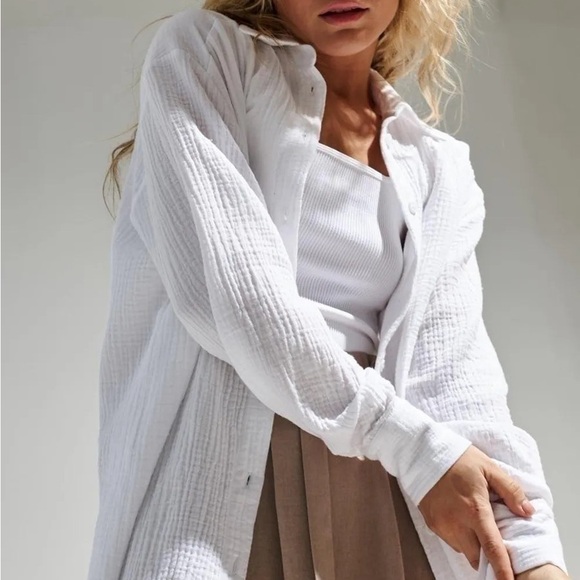 Textured Collared Neck Long Sleeve Shirt - Picture 12 of 12